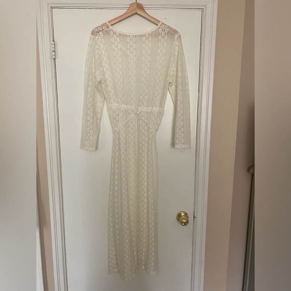 Sheer dress - Picture 5 of 10